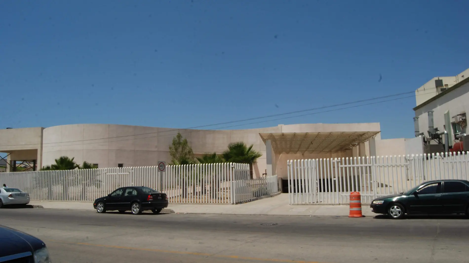 HOSPITAL MATERNO INFANTIL (2)